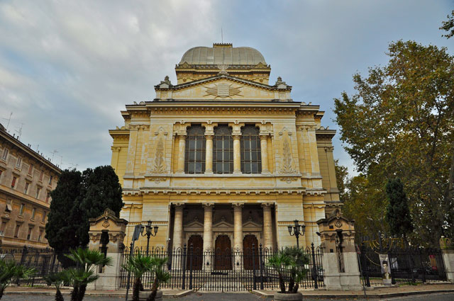 A Short Guide to Rome’s Jewish Ghetto