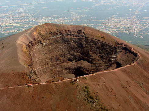 Day trip to Mt Vesuvio and Pompeii  