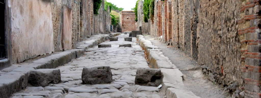 Sorrento to Rome via Pompeii 3