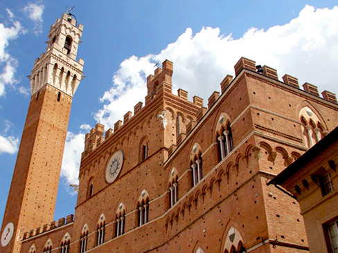 Transfer Siena to Rome