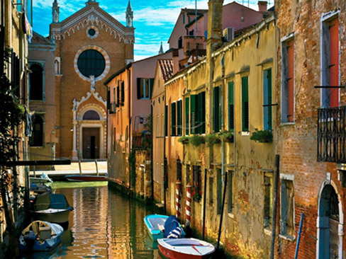 Venice walking tour on a shore excursion 